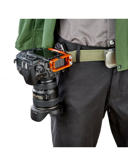 3 Legged Thing Ellie PD Universal L-Bracket with Peak Design Capture-compatible base - Copper