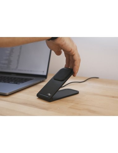 Peak Design Mobile Wireless Charging Stand -...