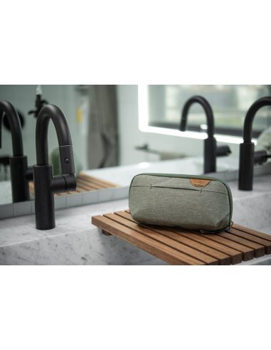 Kosmetyczka Travel Line Peak Design Wash Pouch...